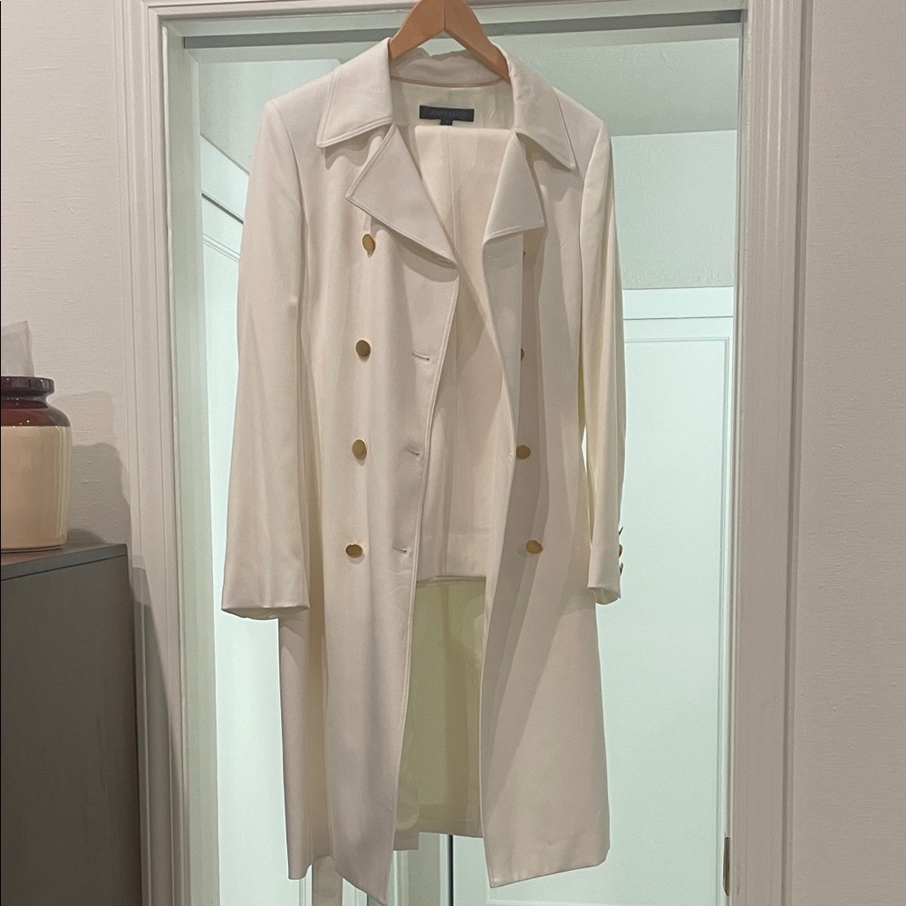 Never Worn Anne Klein White/Gold Gorgeous Trenchoat